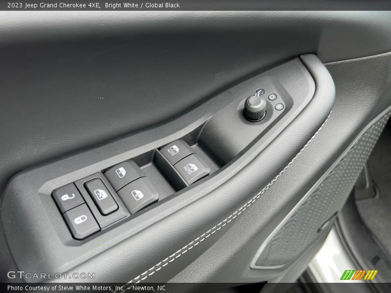 Door Panel of 2023 Grand Cherokee 4XE