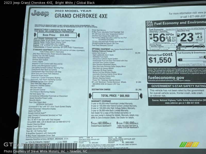 Bright White / Global Black 2023 Jeep Grand Cherokee 4XE