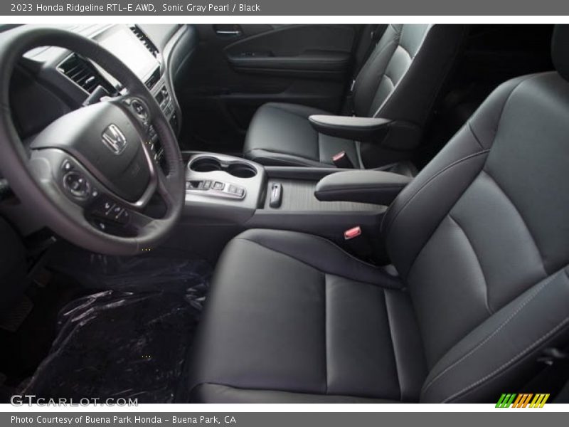 Front Seat of 2023 Ridgeline RTL-E AWD