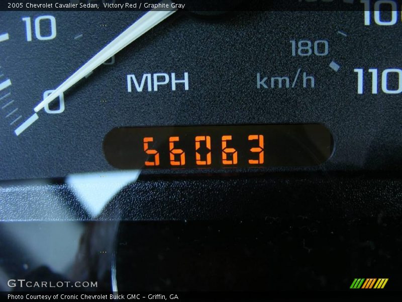 Victory Red / Graphite Gray 2005 Chevrolet Cavalier Sedan