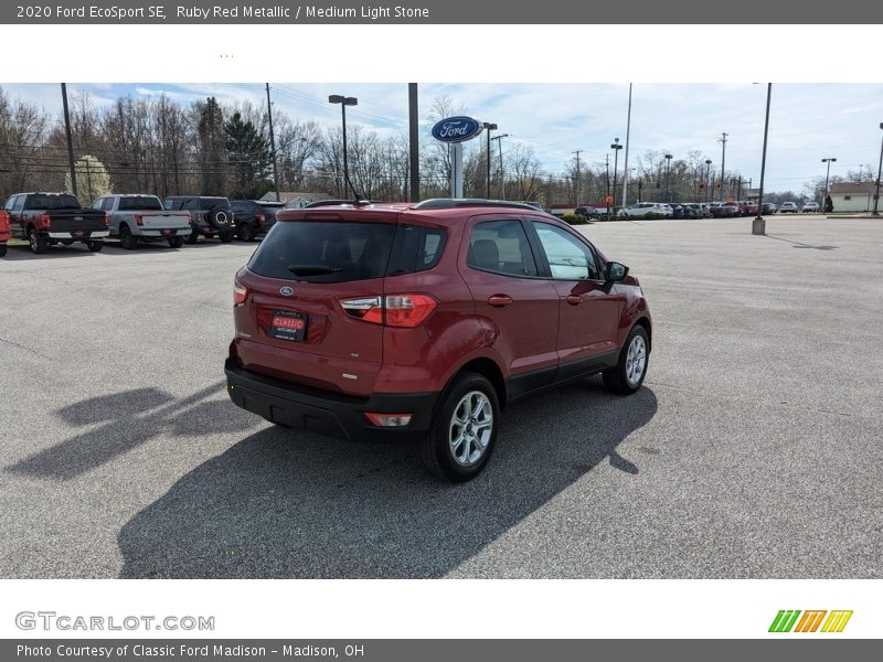 Ruby Red Metallic / Medium Light Stone 2020 Ford EcoSport SE