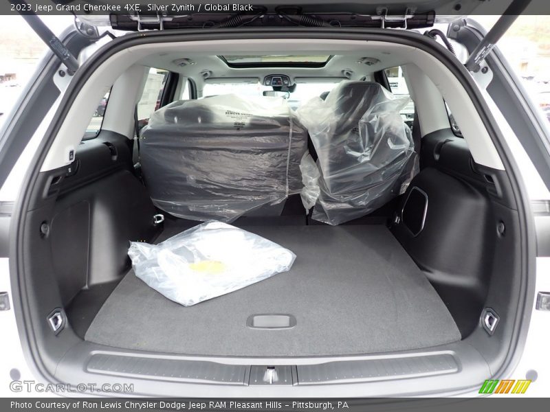  2023 Grand Cherokee 4XE Trunk
