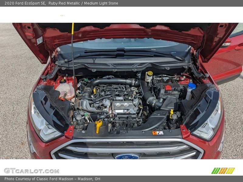 Ruby Red Metallic / Medium Light Stone 2020 Ford EcoSport SE