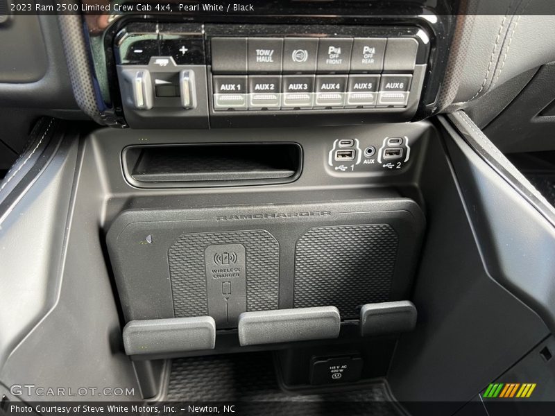 Pearl White / Black 2023 Ram 2500 Limited Crew Cab 4x4