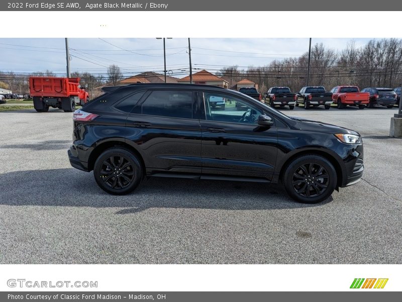 Agate Black Metallic / Ebony 2022 Ford Edge SE AWD