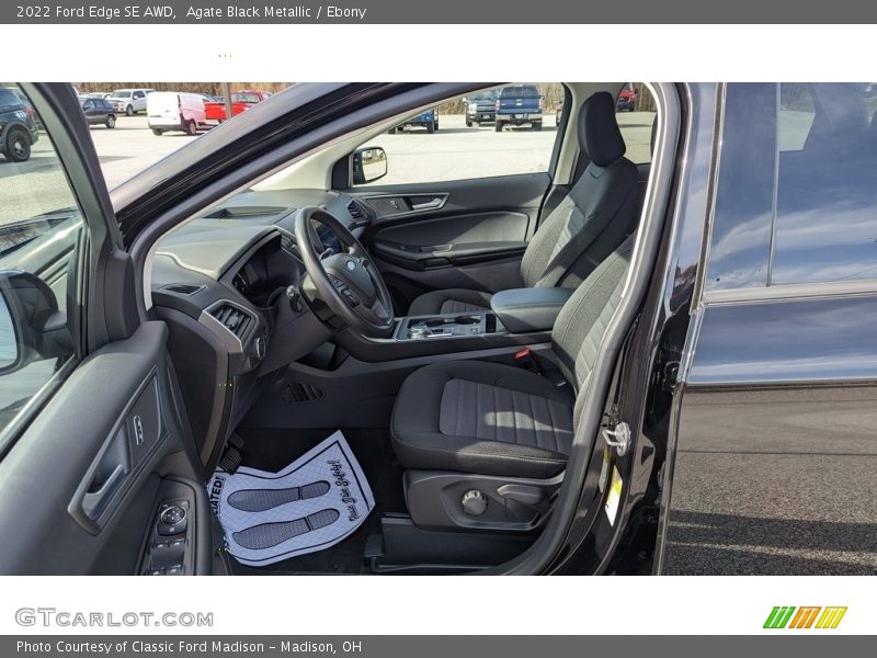 Agate Black Metallic / Ebony 2022 Ford Edge SE AWD