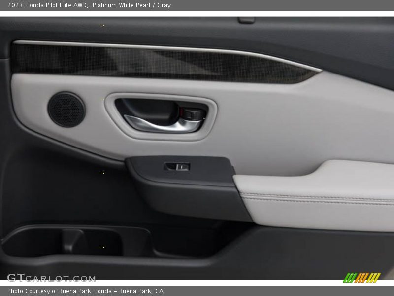 Platinum White Pearl / Gray 2023 Honda Pilot Elite AWD