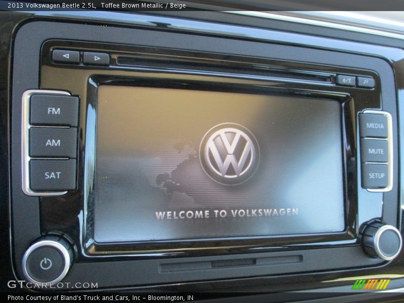 Toffee Brown Metallic / Beige 2013 Volkswagen Beetle 2.5L