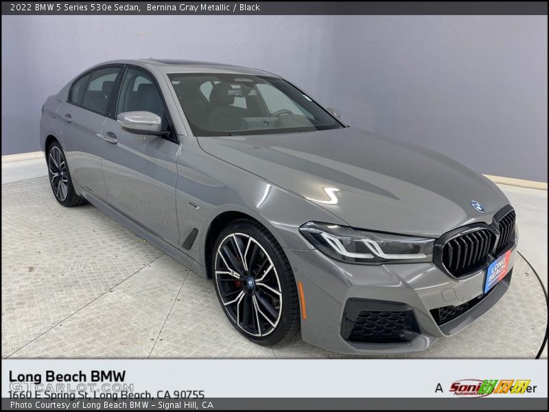 Bernina Gray Metallic / Black 2022 BMW 5 Series 530e Sedan