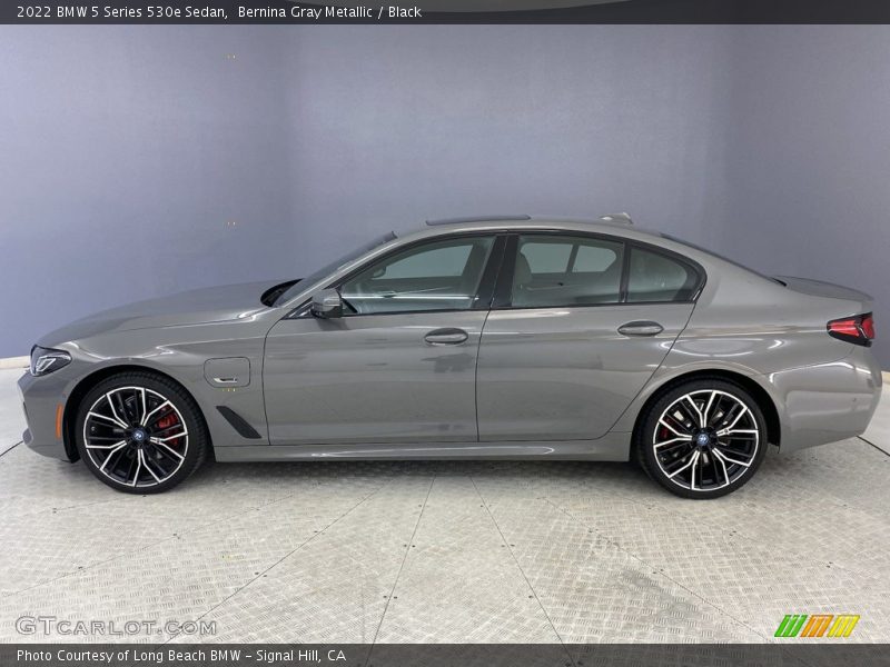 Bernina Gray Metallic / Black 2022 BMW 5 Series 530e Sedan