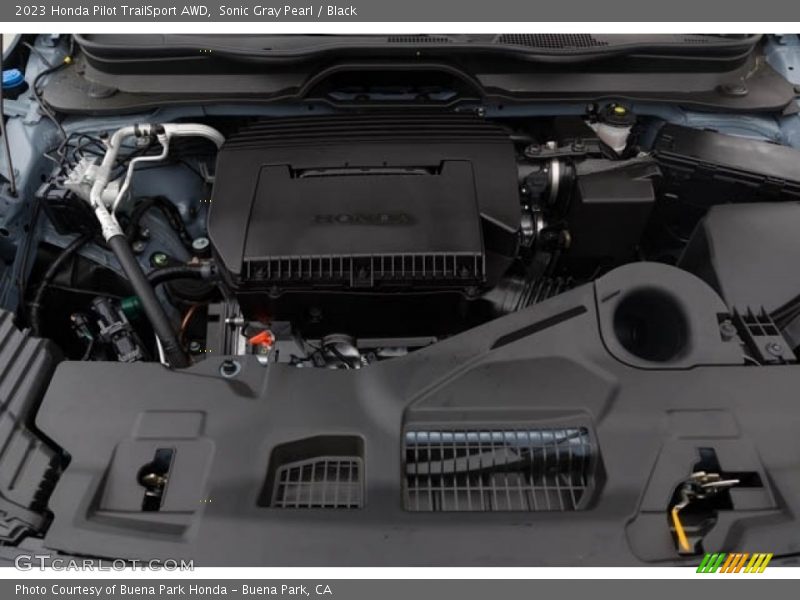 Sonic Gray Pearl / Black 2023 Honda Pilot TrailSport AWD