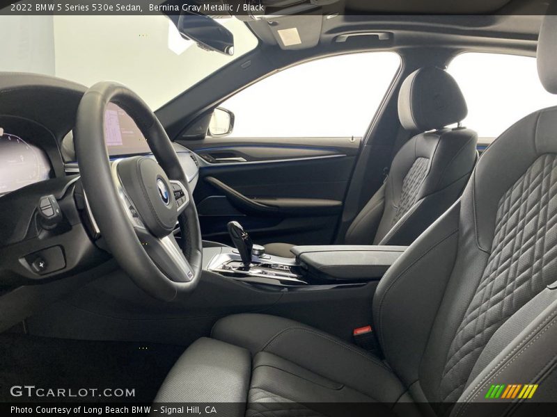 Bernina Gray Metallic / Black 2022 BMW 5 Series 530e Sedan