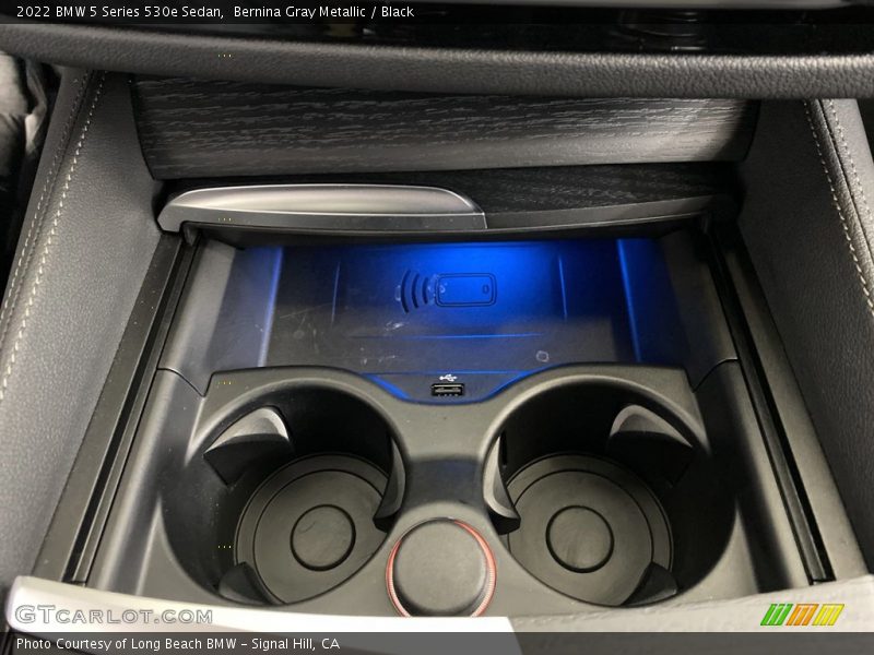 Bernina Gray Metallic / Black 2022 BMW 5 Series 530e Sedan