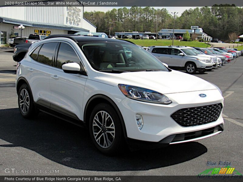 Star White Metallic Tri-Coat / Sandstone 2020 Ford Escape SEL