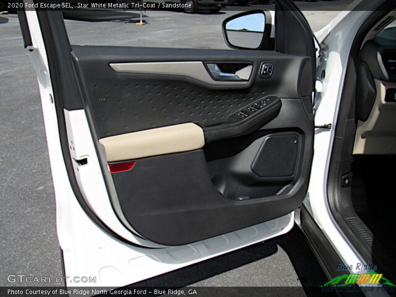 Star White Metallic Tri-Coat / Sandstone 2020 Ford Escape SEL