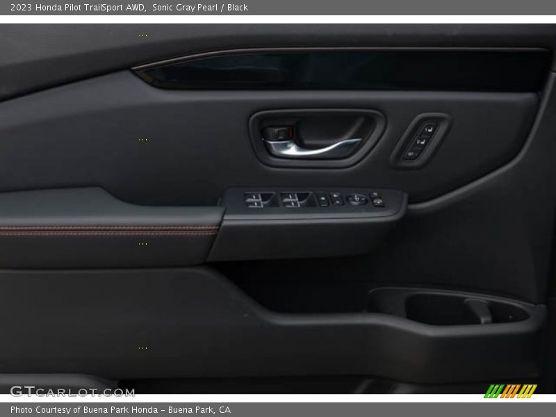 Sonic Gray Pearl / Black 2023 Honda Pilot TrailSport AWD