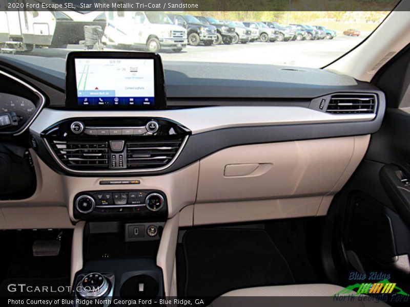 Star White Metallic Tri-Coat / Sandstone 2020 Ford Escape SEL