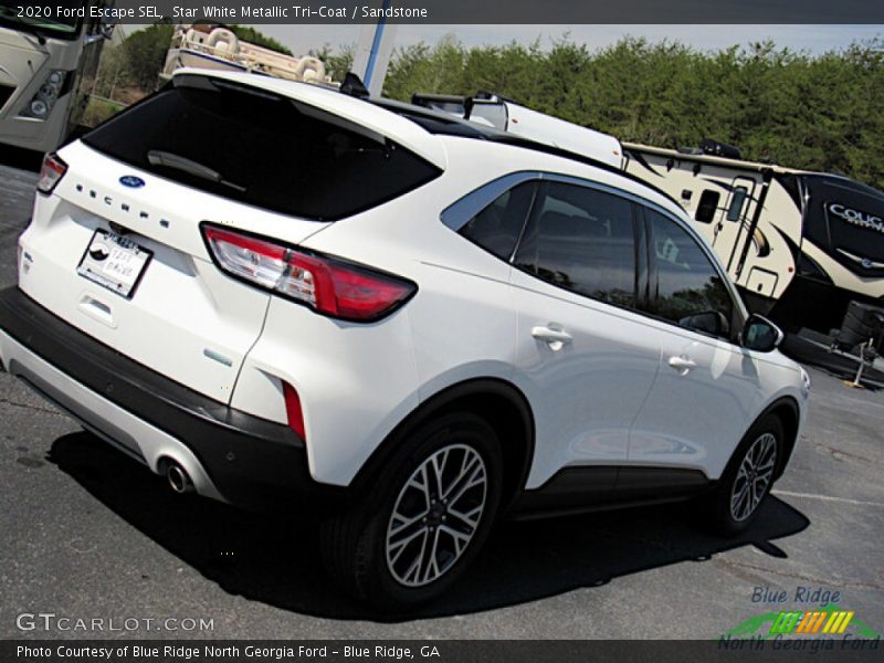 Star White Metallic Tri-Coat / Sandstone 2020 Ford Escape SEL
