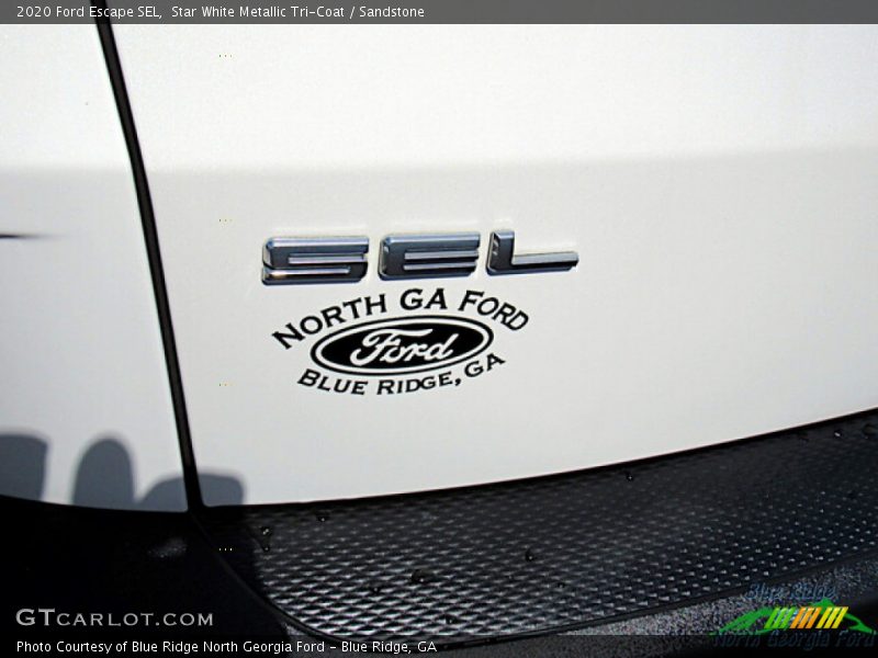 Star White Metallic Tri-Coat / Sandstone 2020 Ford Escape SEL