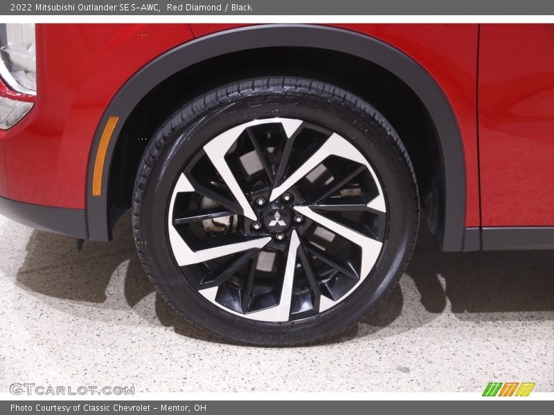 Red Diamond / Black 2022 Mitsubishi Outlander SE S-AWC