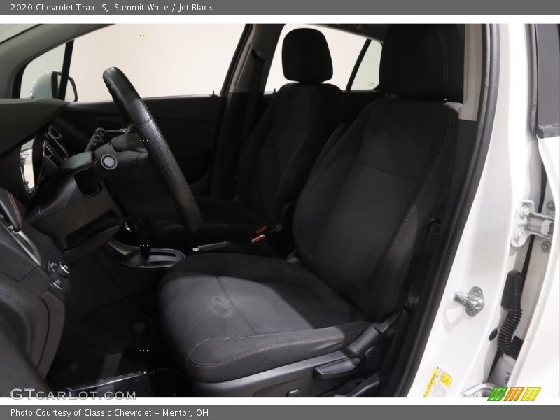 Summit White / Jet Black 2020 Chevrolet Trax LS
