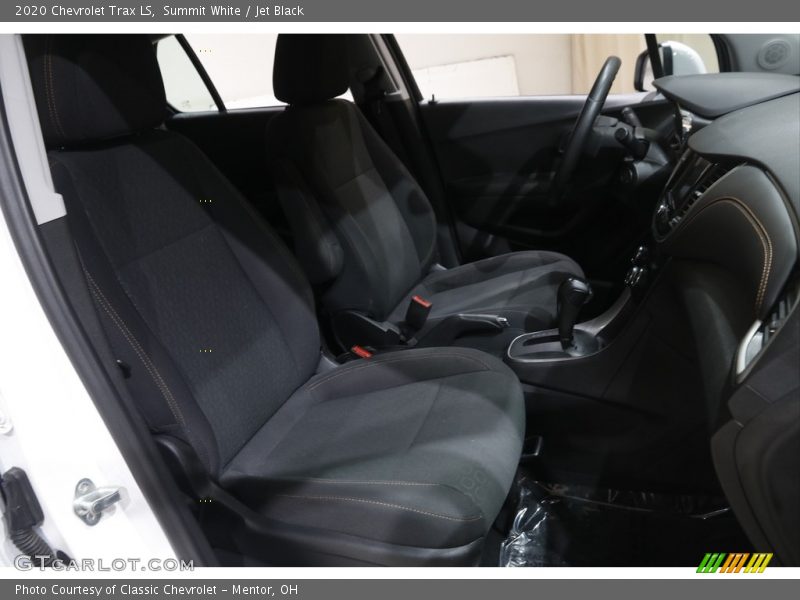 Summit White / Jet Black 2020 Chevrolet Trax LS