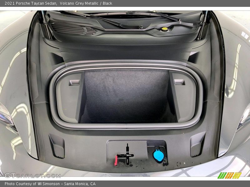  2021 Taycan Sedan Trunk