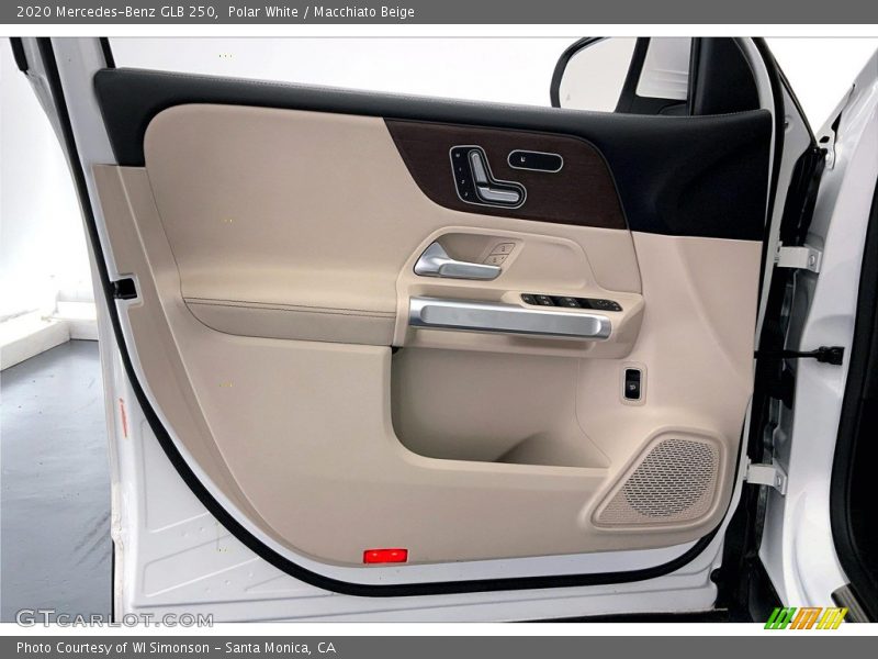 Polar White / Macchiato Beige 2020 Mercedes-Benz GLB 250