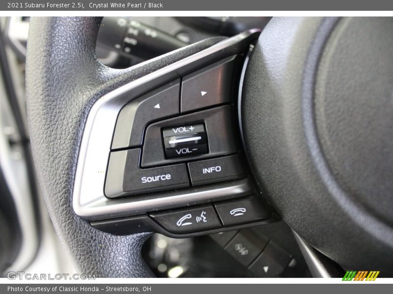 Crystal White Pearl / Black 2021 Subaru Forester 2.5i