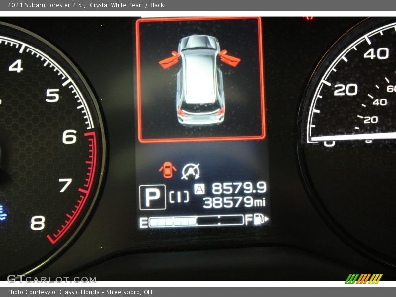 Crystal White Pearl / Black 2021 Subaru Forester 2.5i