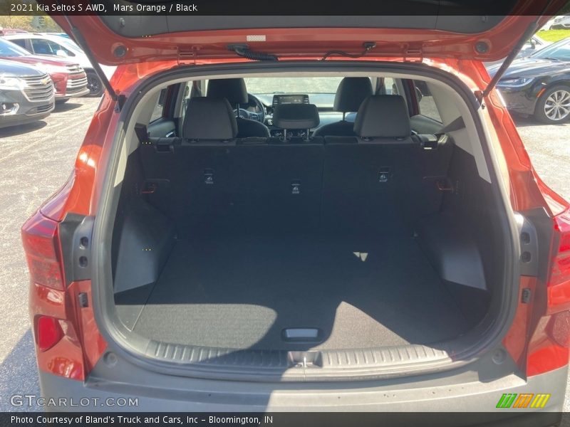 Mars Orange / Black 2021 Kia Seltos S AWD