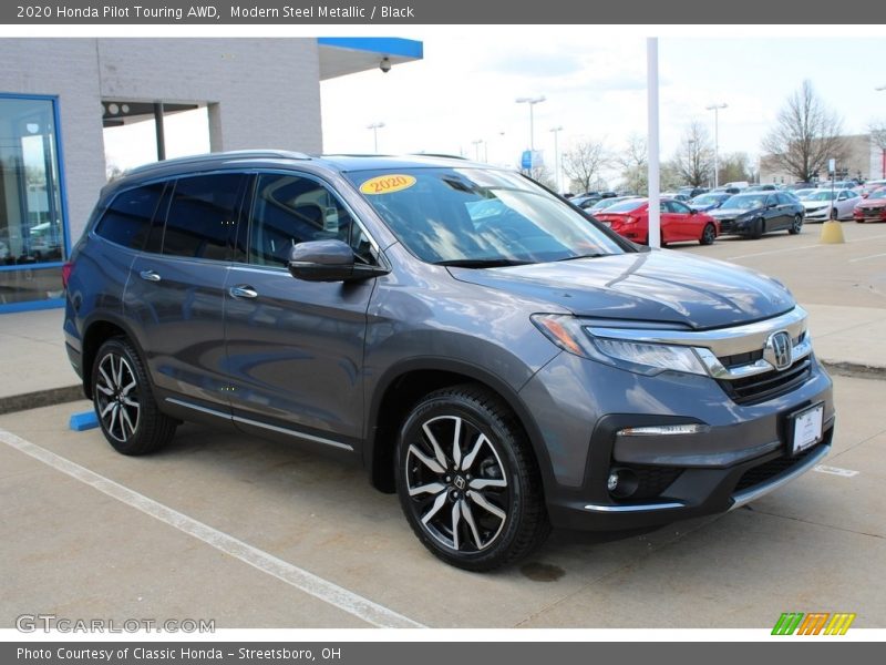 Modern Steel Metallic / Black 2020 Honda Pilot Touring AWD