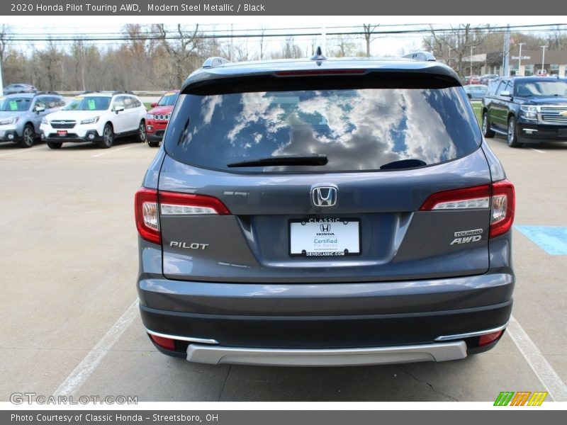 Modern Steel Metallic / Black 2020 Honda Pilot Touring AWD