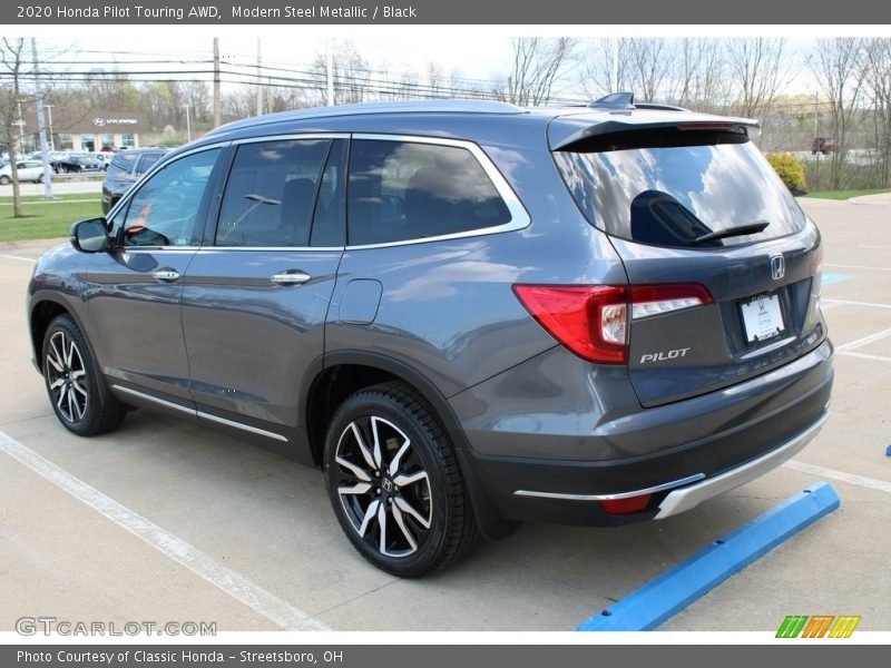 Modern Steel Metallic / Black 2020 Honda Pilot Touring AWD