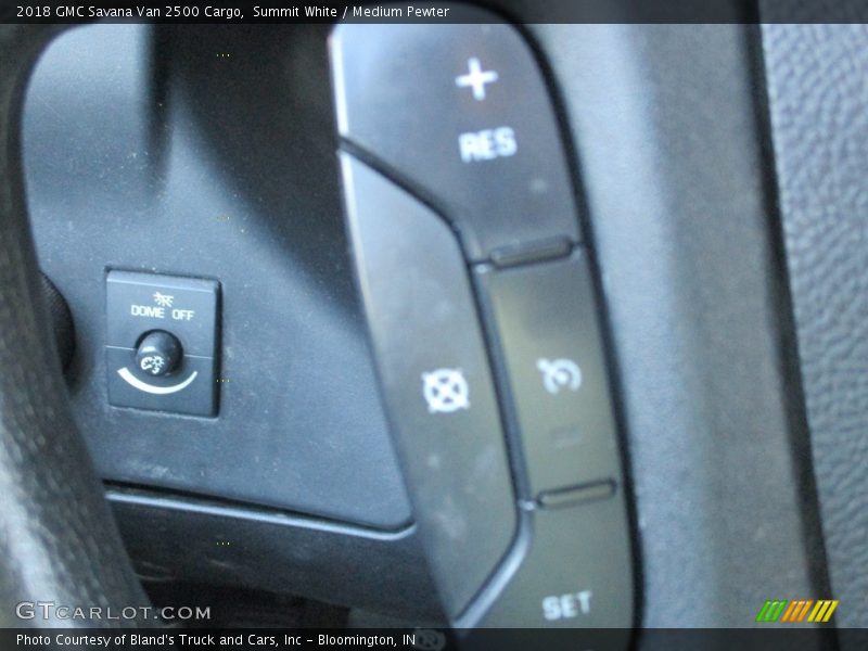 Summit White / Medium Pewter 2018 GMC Savana Van 2500 Cargo