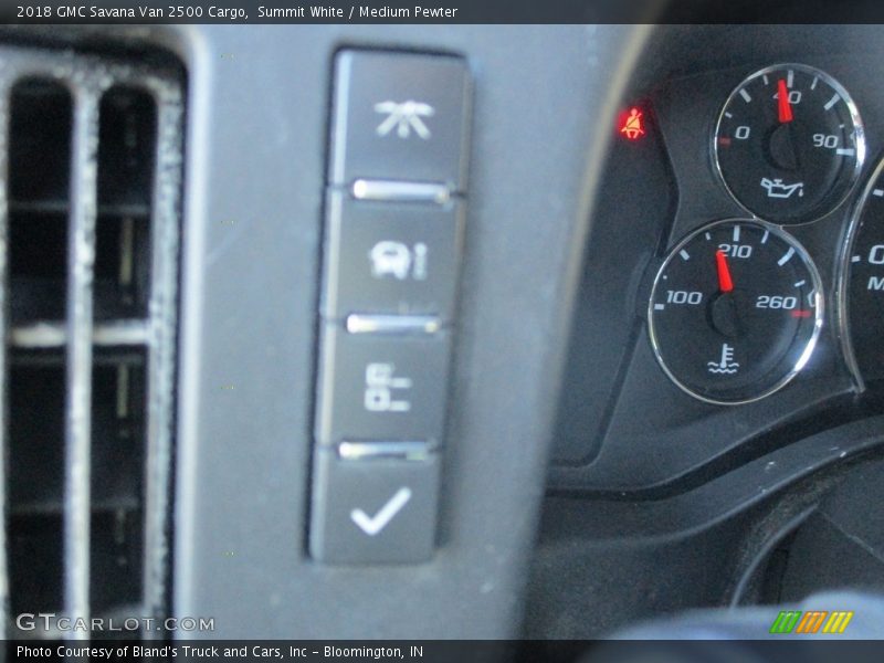 Summit White / Medium Pewter 2018 GMC Savana Van 2500 Cargo