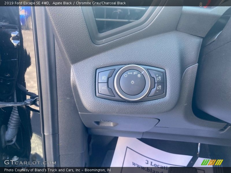Agate Black / Chromite Gray/Charcoal Black 2019 Ford Escape SE 4WD