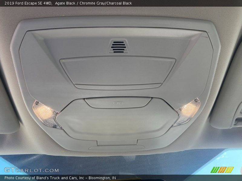 Agate Black / Chromite Gray/Charcoal Black 2019 Ford Escape SE 4WD