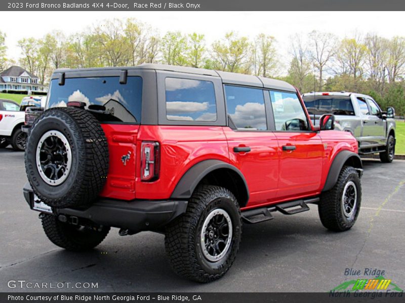 Race Red / Black Onyx 2023 Ford Bronco Badlands 4X4 4-Door