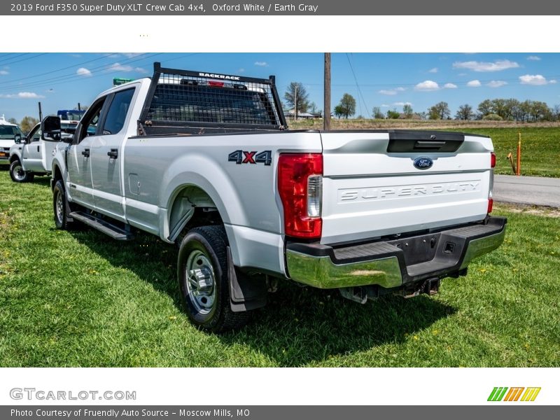 Oxford White / Earth Gray 2019 Ford F350 Super Duty XLT Crew Cab 4x4