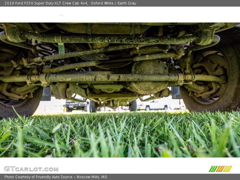 Oxford White / Earth Gray 2019 Ford F350 Super Duty XLT Crew Cab 4x4