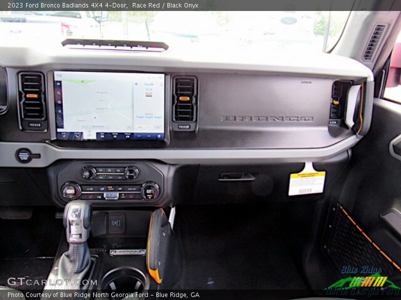 Race Red / Black Onyx 2023 Ford Bronco Badlands 4X4 4-Door