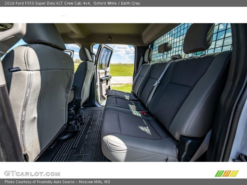Oxford White / Earth Gray 2019 Ford F350 Super Duty XLT Crew Cab 4x4