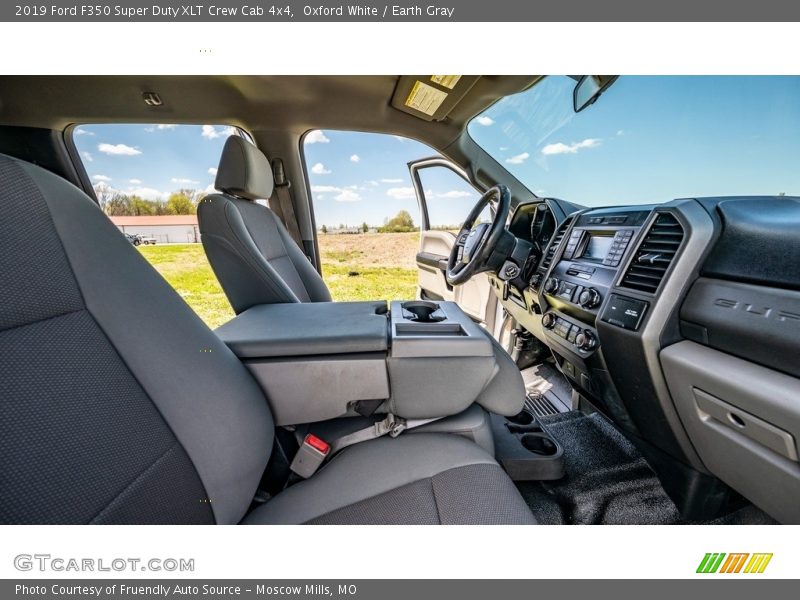 Oxford White / Earth Gray 2019 Ford F350 Super Duty XLT Crew Cab 4x4