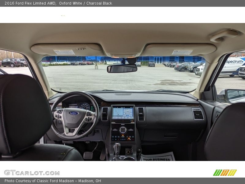 Oxford White / Charcoal Black 2016 Ford Flex Limited AWD