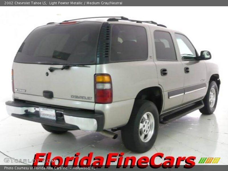 Light Pewter Metallic / Medium Gray/Neutral 2002 Chevrolet Tahoe LS