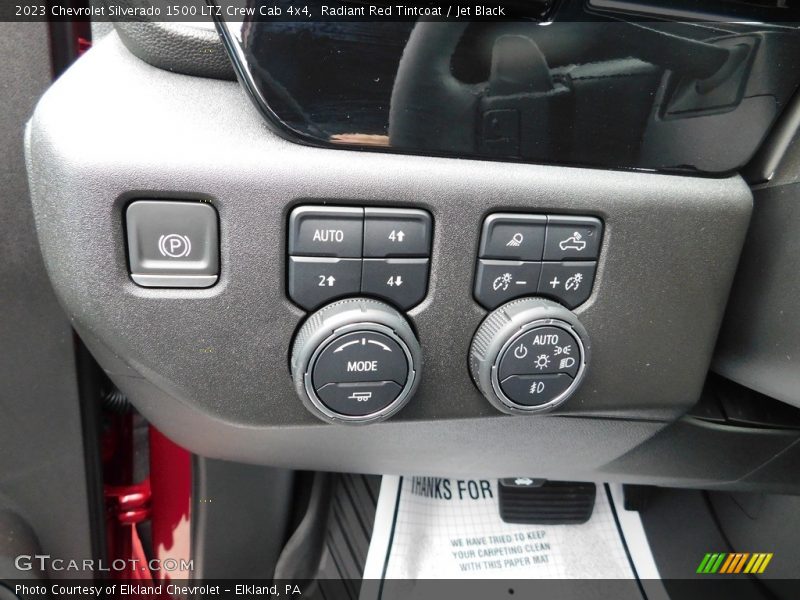 Controls of 2023 Silverado 1500 LTZ Crew Cab 4x4