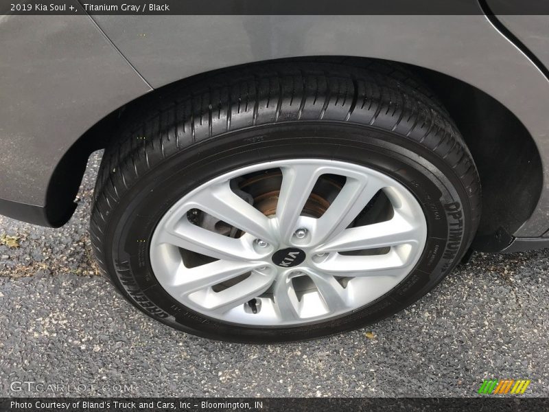 Titanium Gray / Black 2019 Kia Soul +