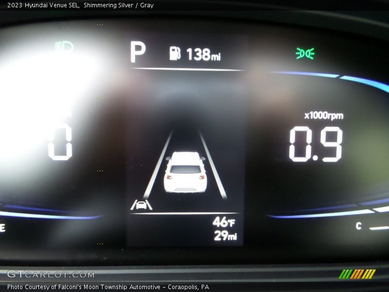 Shimmering Silver / Gray 2023 Hyundai Venue SEL