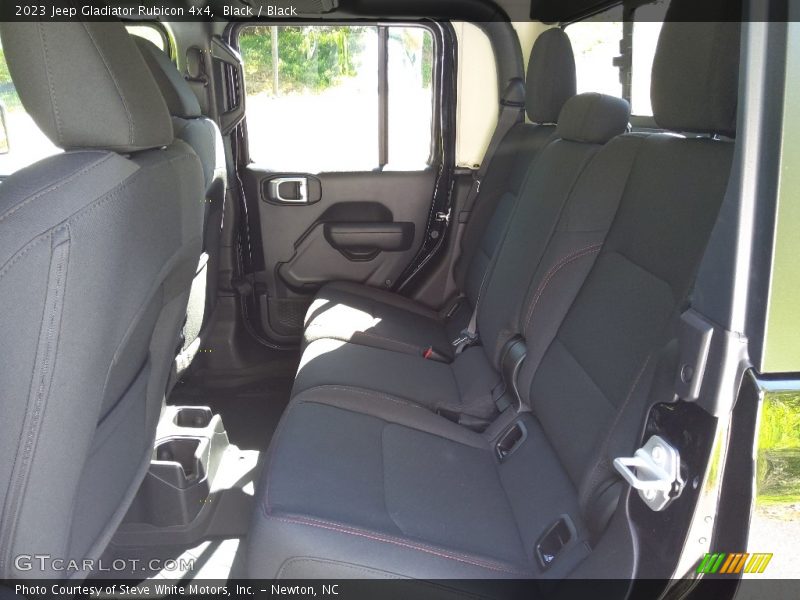 Black / Black 2023 Jeep Gladiator Rubicon 4x4